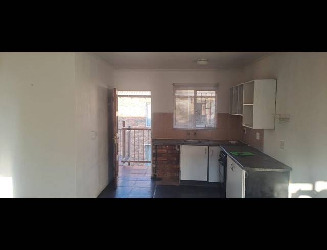2 BEDROOM APARTMENT FOR SALE IN ELSPARK